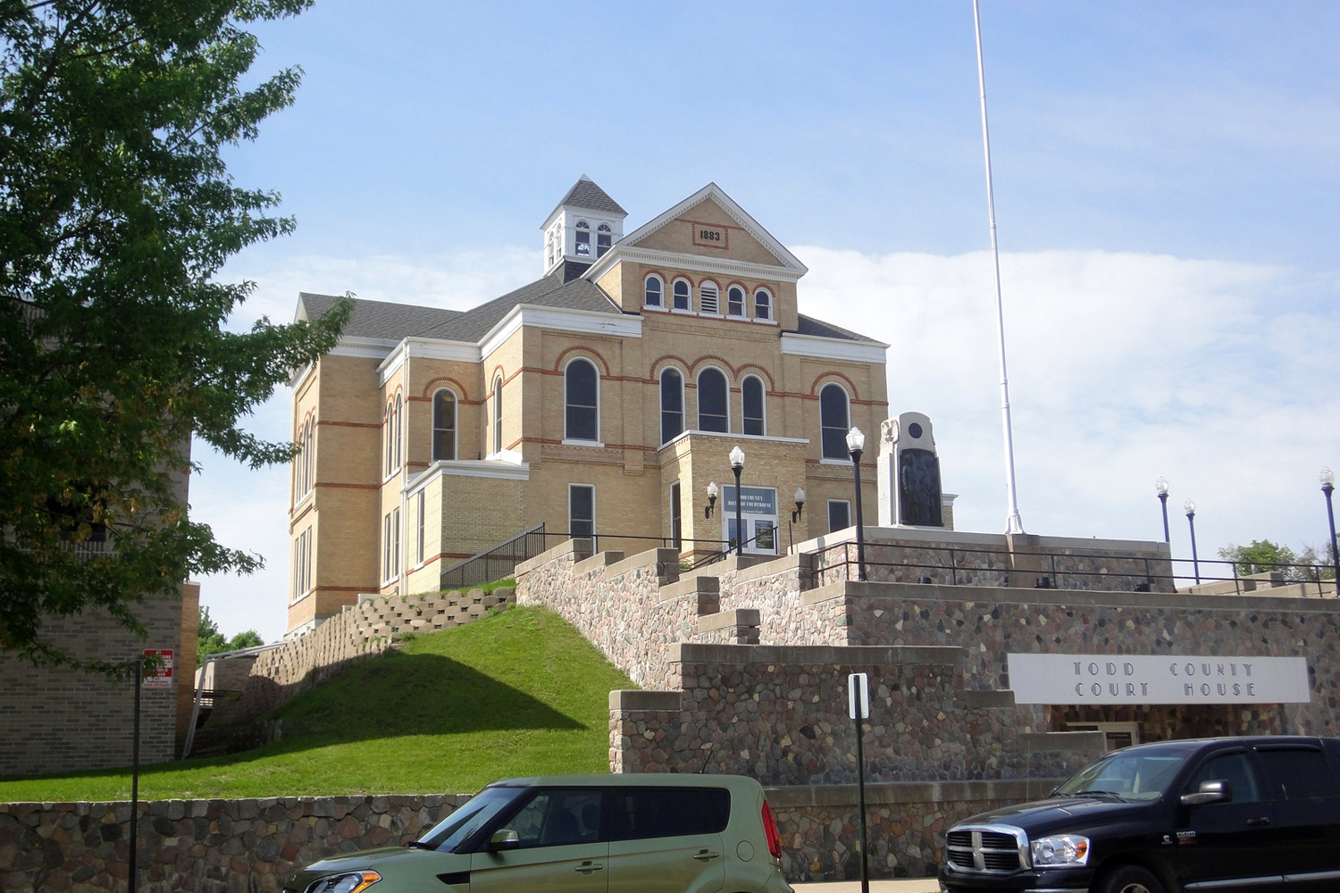 Todd County Courthouse